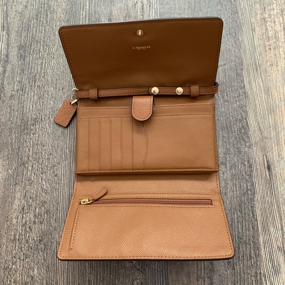 COACH Convertible Crossbody Wallet Purse - Picture 4 of 5